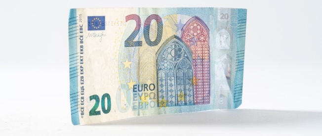euro-note-unsplash-809675-edited