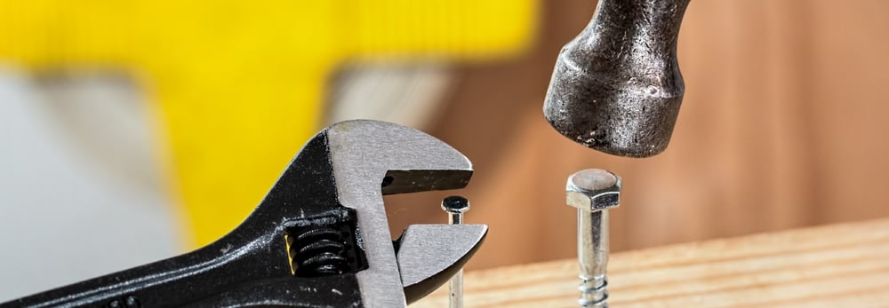 hammer-and-nail-449257-edited.jpg