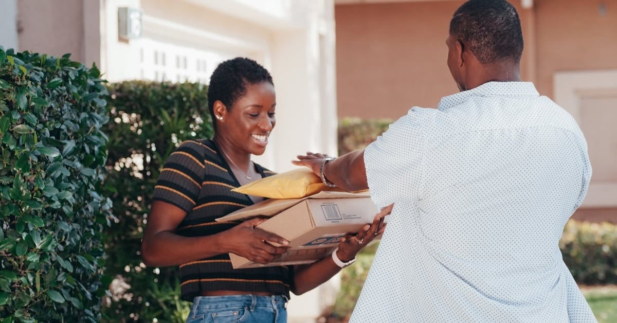 retail commerce ecommerce shipping