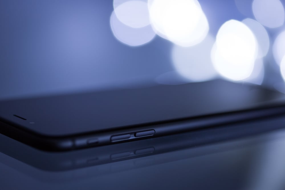 apple-devices-art-blur-347696