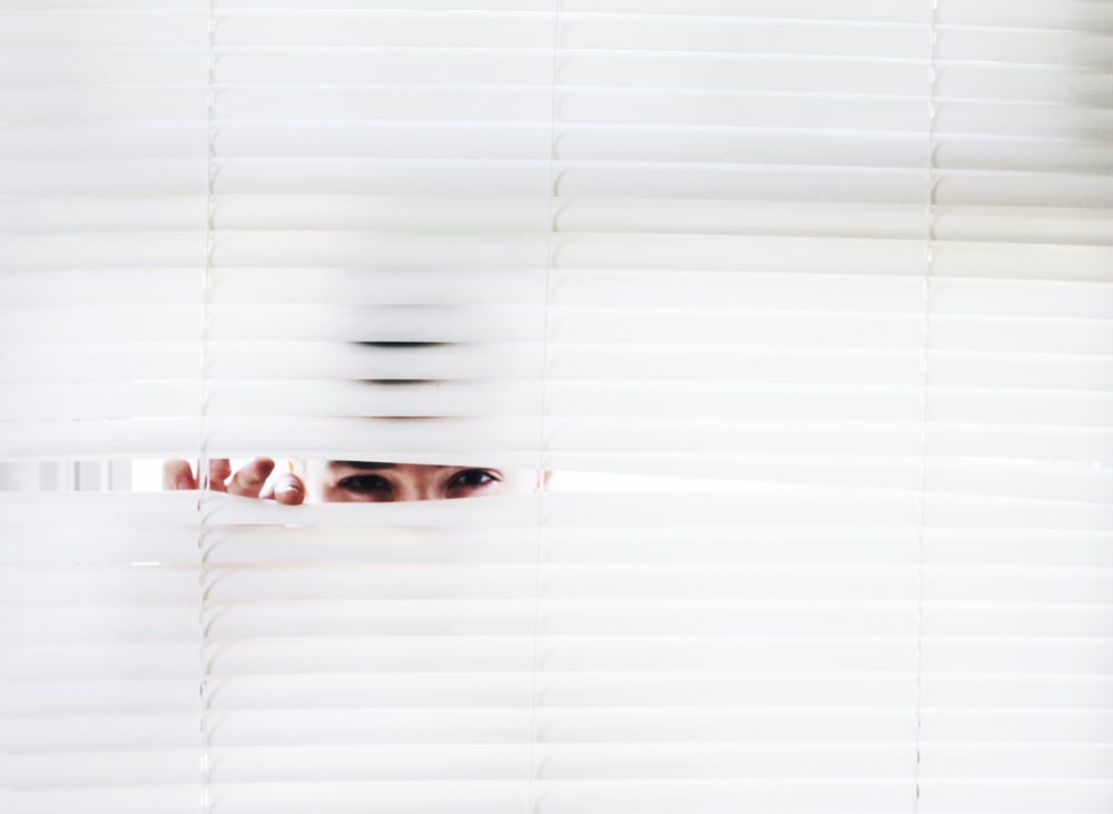 blinds-curiosity-eyes-906018