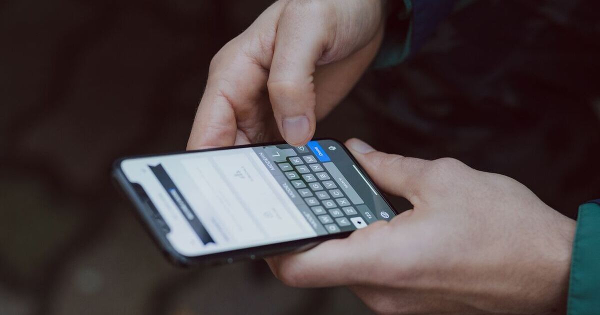 AI Product Discovery: How Search Technologies Boost Ecommerce Conversions